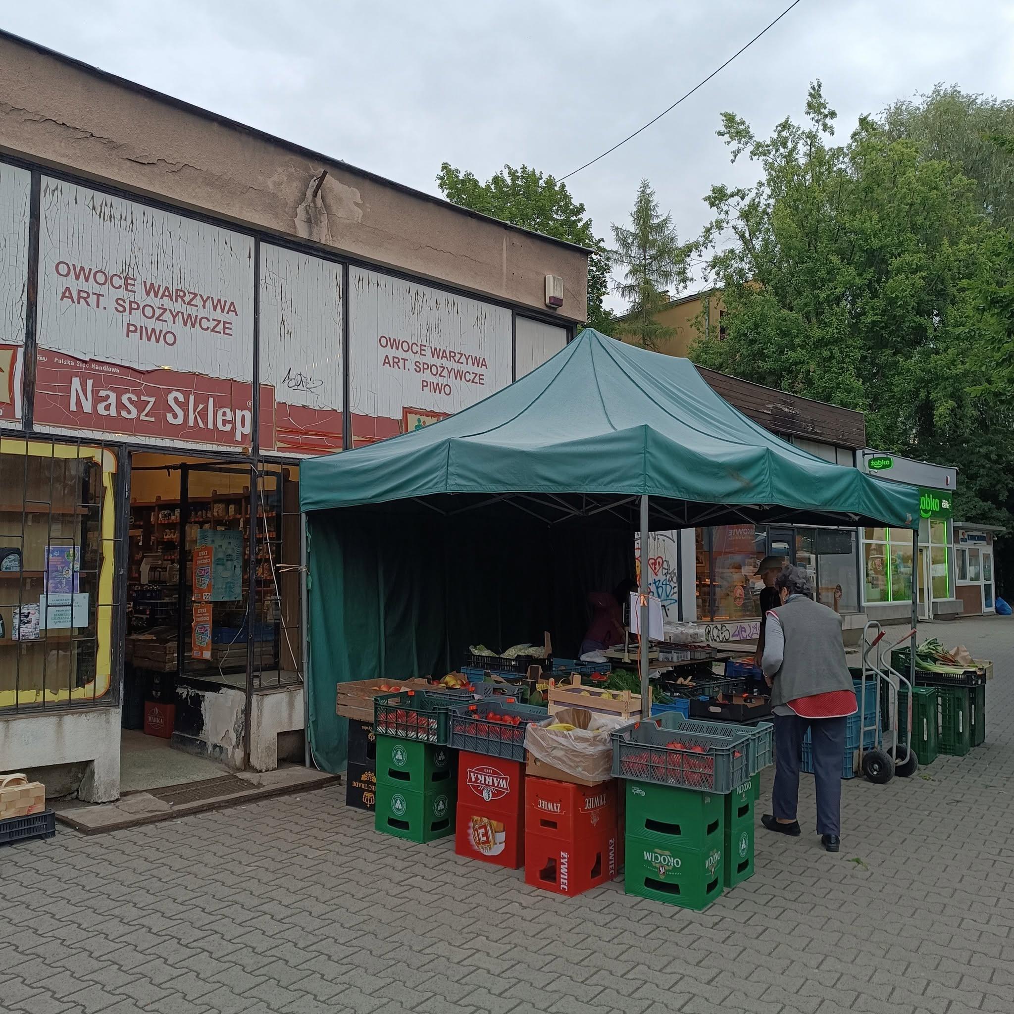Miejsce zdarzenia Sklep sieci "Nasz" sklep na ul. Miechowity 21a